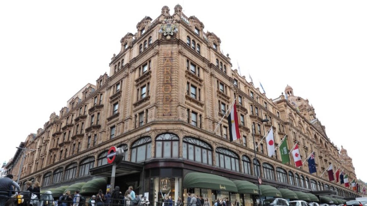  Περισσότεροι από 300 εργαζόμενοι του Harrods απεργούν πριν από τα Χριστούγεννα και την «Boxing Day»