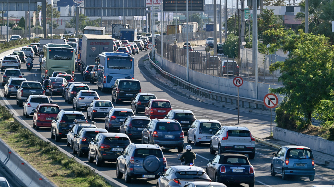 Κίνηση τώρα: Από πολύ νωρίς, μποτιλιαρισμένοι οι δρόμοι - Live εικόνα