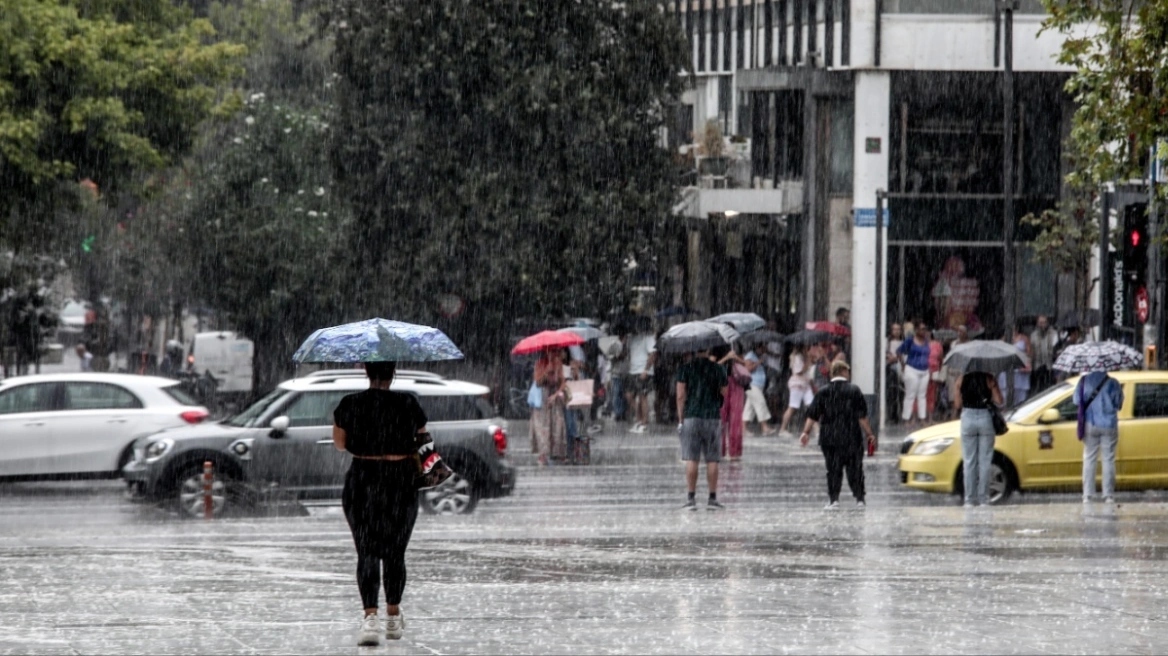  Καιρός: Παραμονή με βροχές, καταιγίδες και χιόνια - Η πρόγνωση για τα Χριστούγεννα