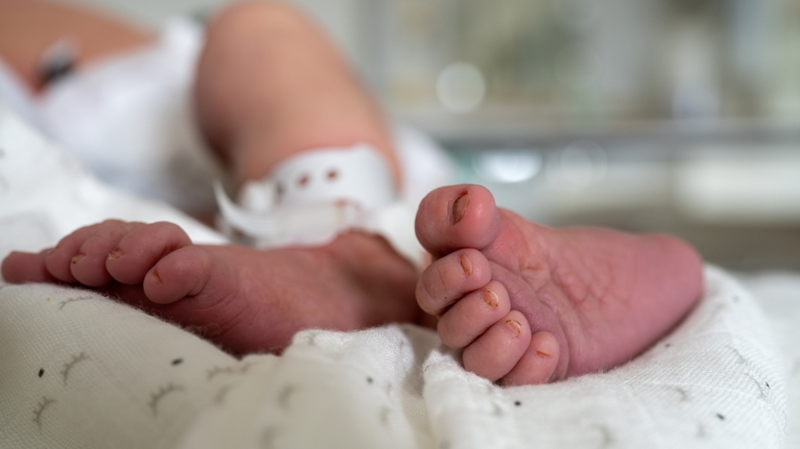 Μιχαηλίδου: Ψηφιοποιημένες όλες οι πληροφορίες για υιοθεσίες από το 1950 έως σήμερα - Απάντηση στη Βουλή με αφορμή την υπόθεση Καγκάνη