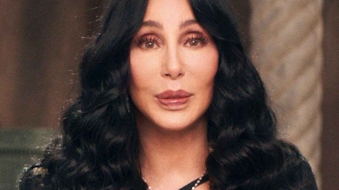 Η άγνωστη συνάντηση της Σερ με την Τζάκι Κένεντι: «Η γλώσσα μου είχε δεθεί κόμπος που συνομιλούσα μαζί της»