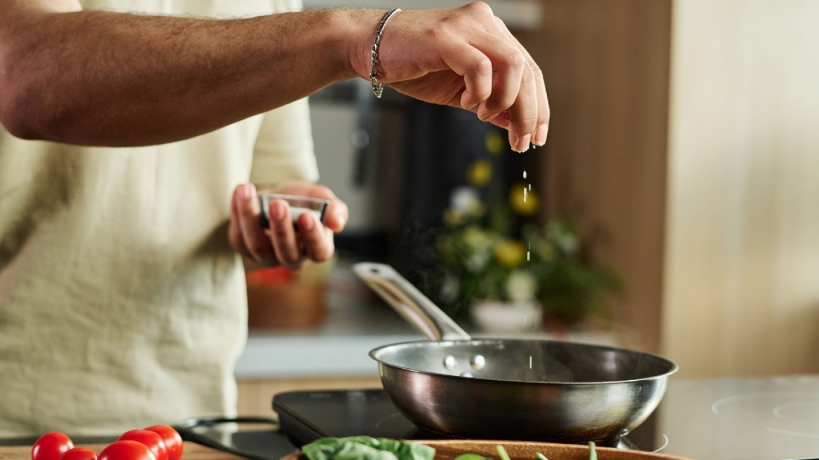 Πόσα γραμμάρια είναι μια πρέζα αλάτι;