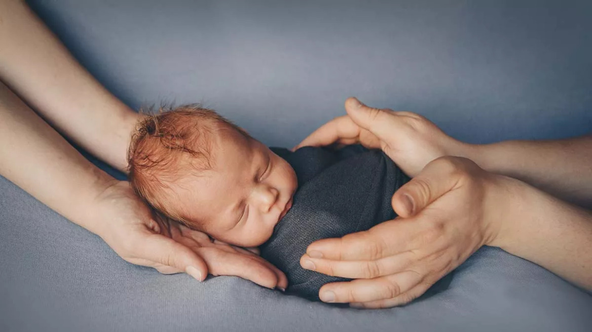 Πρόωρα μωρά: Μελέτη σε 2,4 εκατομμύρια γεννήσεις ρίχνει φως στις επιπτώσεις της προωρότητας σε εισόδημα και μορφωτικό επίπεδο