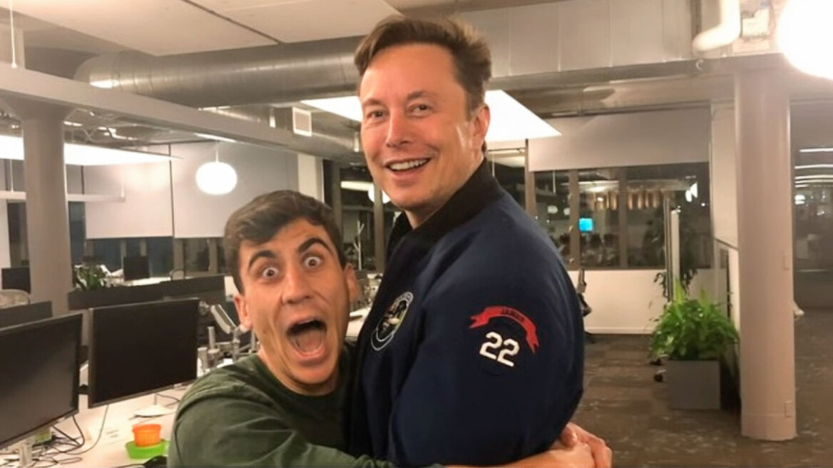 Ο Έλον Μασκ ψηφίζει Φειδία... για πρόεδρο της Ευρωπαϊκής Ένωσης!