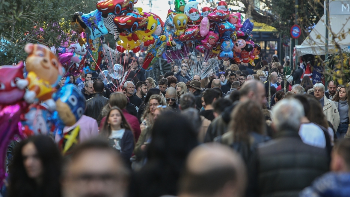 ΕΒΕΠ: Με θετικό πρόσημο η αποτίμηση της κίνησης της εορταστικής αγοράς