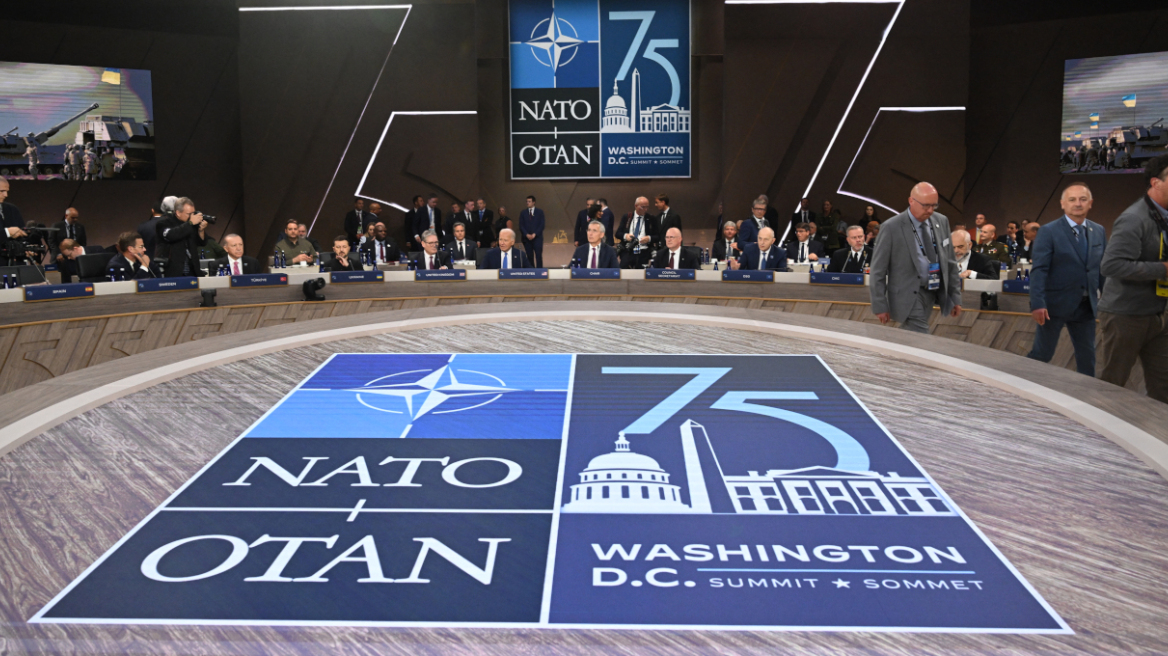 Reuters: Τηλεδιάσκεψη των στρατιωτικών ηγετών του ΝΑΤΟ αύριο για την Ουκρανία