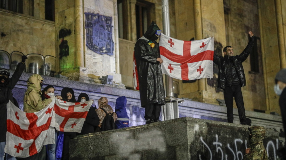 Γεωργία: Ηγέτης της αντιπολίτευσης συνελήφθη - Η Ρωσία μιλάει για απόπειρα ουκρανικού τύπου επανάστασης