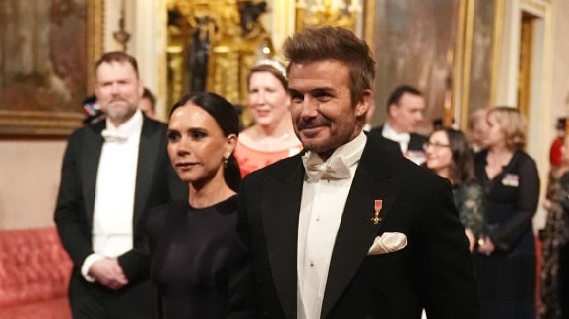 Ντέιβιντ και Βικτόρια Μπέκαμ: Η εμφάνιση έκπληξη στο Παλάτι του Μπάγκιγχαμ (εικόνες)