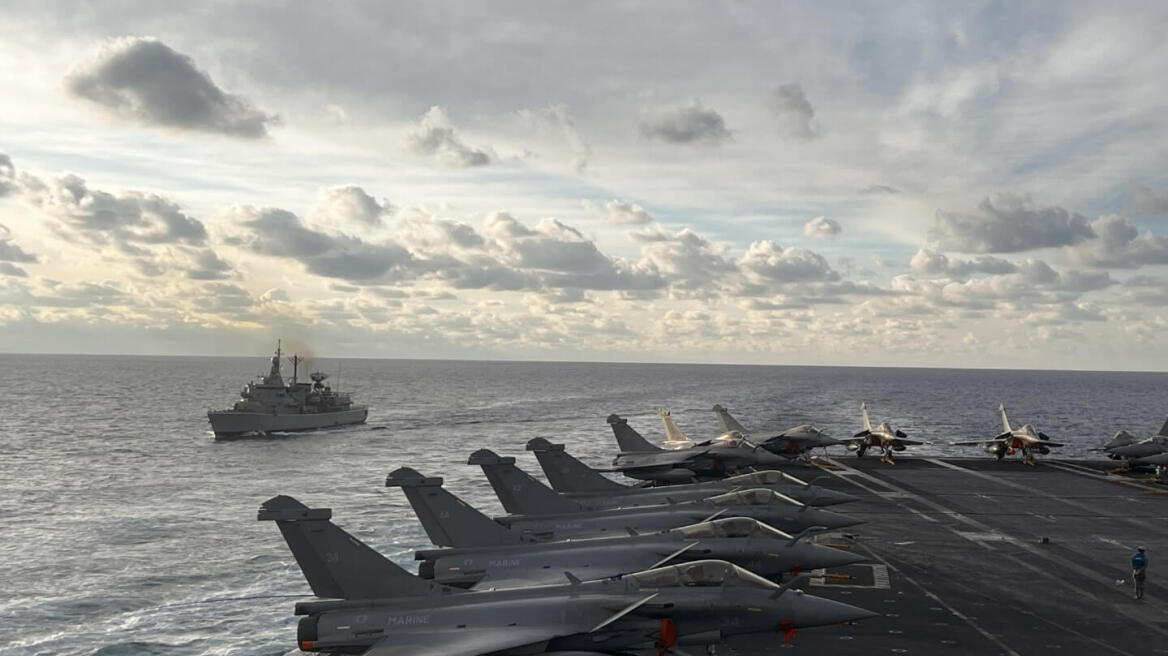 Σε γαλλική δύναμη κρούσης με το αεροπλανοφόρο «Σαρλ ντε Γκολ» η φρεγάτα Κουντουριώτης - Φωτογραφίες