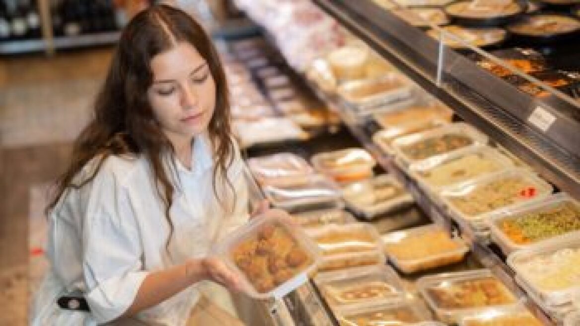 Τρώτε καθημερινά έτοιμα γεύματα; Οι 3 σοβαρές ασθένειες που σας απειλούν