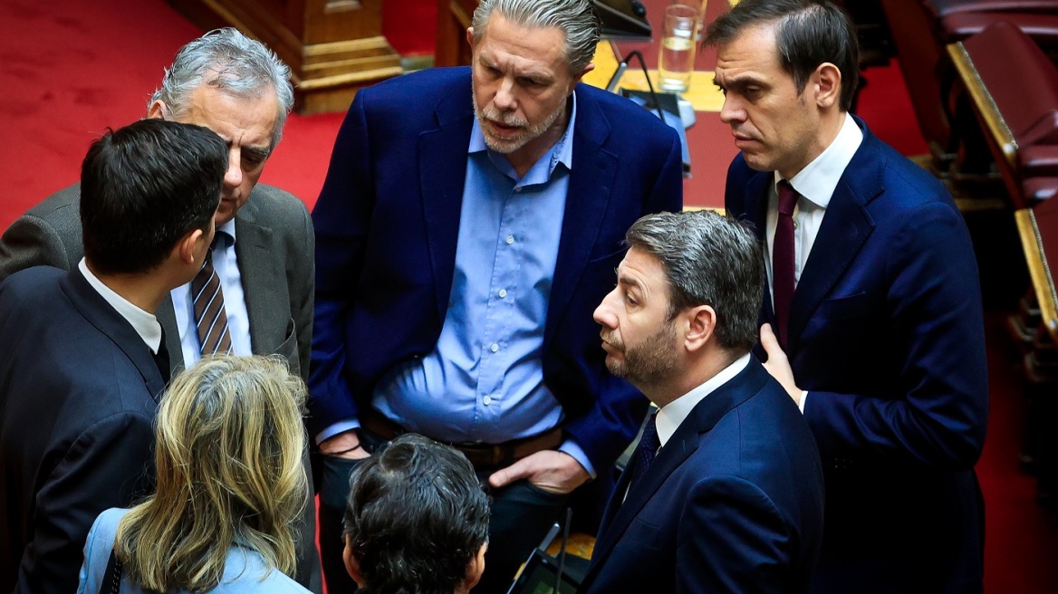 ΠΑΣΟΚ: Με ομιλία Ανδρουλάκη σήμερα στη Βουλή η πρώτη κίνηση μετά τα πορίσματα για τα Τέμπη
