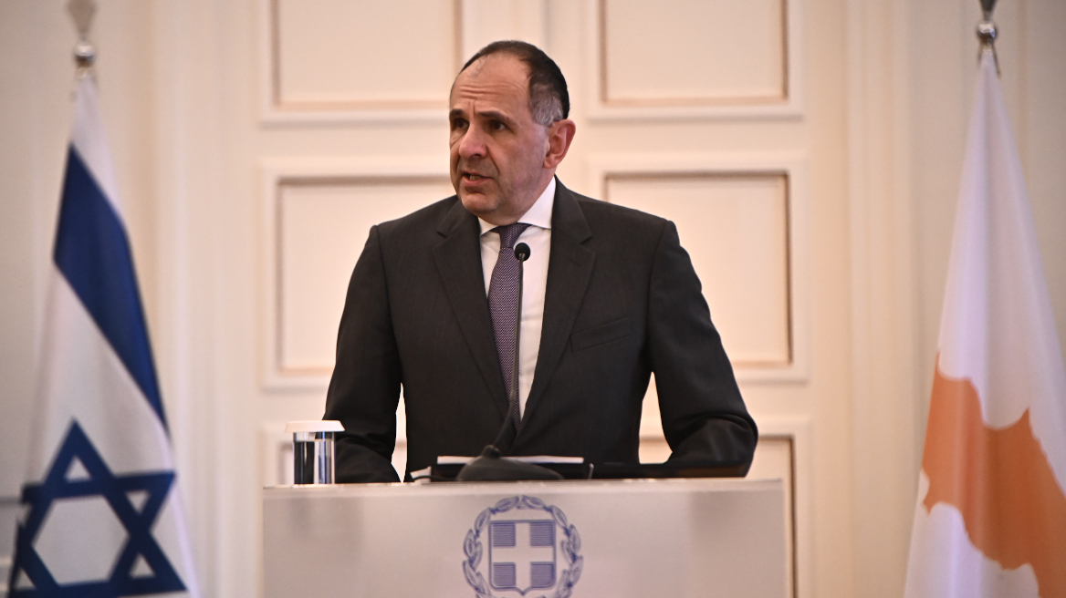 Τηλεφωνική συνομιλία Γεραπετρίτη με τον Βούλγαρο ομόλογό του