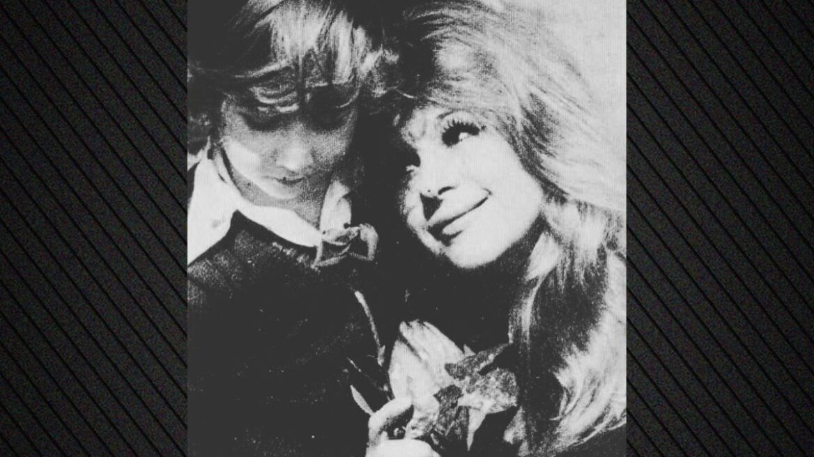   Γιάννης Παπαμιχαήλ: «Μητέρα μου λείπεις ιδιαίτερα αυτές τις μέρες», έγραψε σε ανάρτησή του 