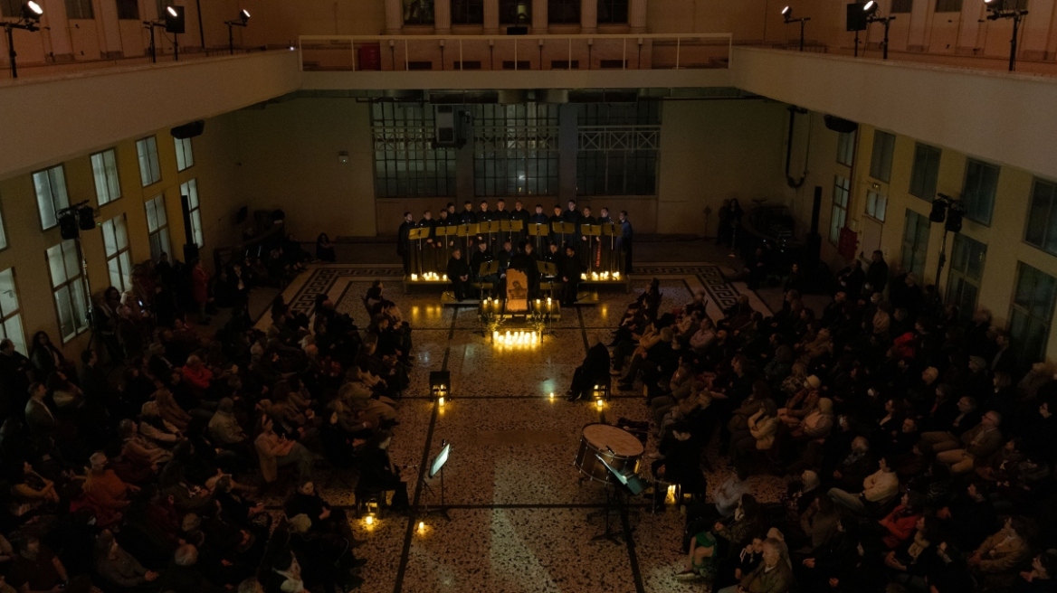 «Πόρνη προσήλθε Σοι» στο Παλαιό Χρηματιστήριο: Οι ύμνοι της Μεγάλης Τρίτης από τη MusicAeterna Byzantina