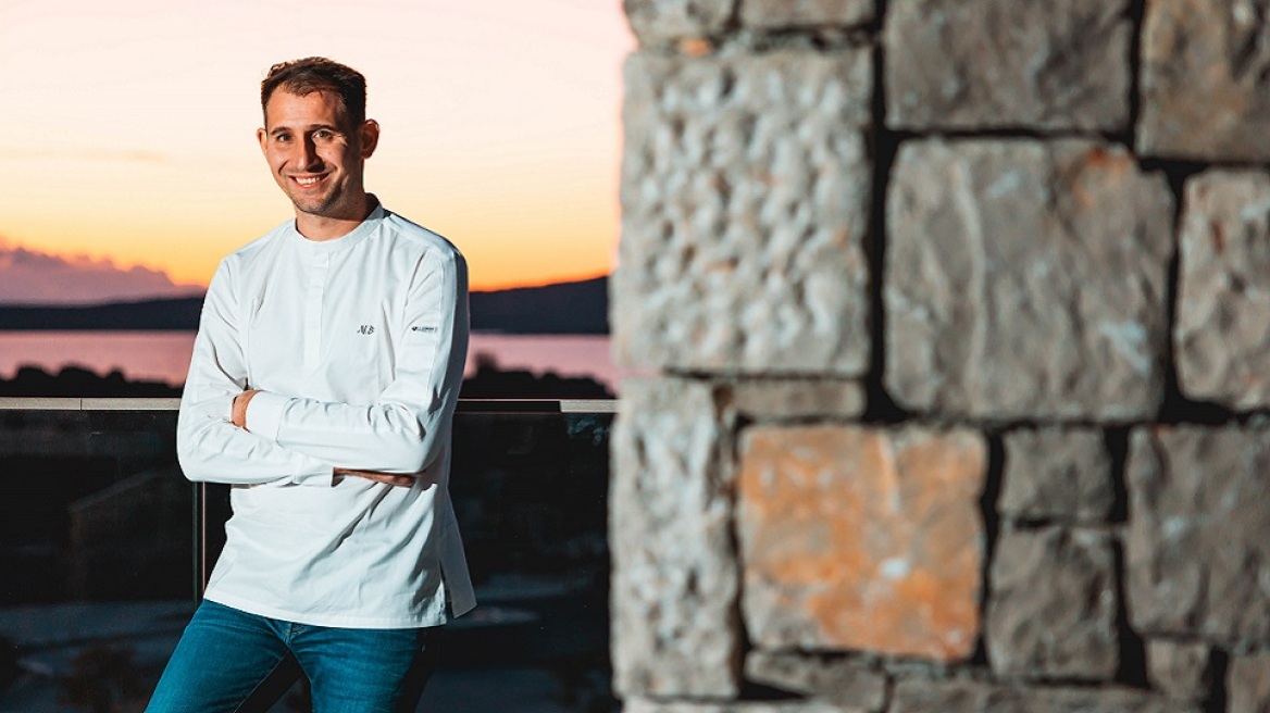 Νίκος Μπίλλης: Ο σεφ πίσω από τη νέα γαστρονομική εποχή στο W Costa Navarino