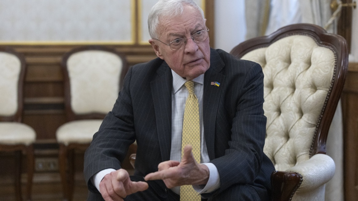 Οι ΗΠΑ «καρφώνουν» τον Μεντβέντεφ για τις απειλές περί Γ΄ Παγκοσμίου Πολέμου: Απερίσκεπτο και ατυχές σχόλιο