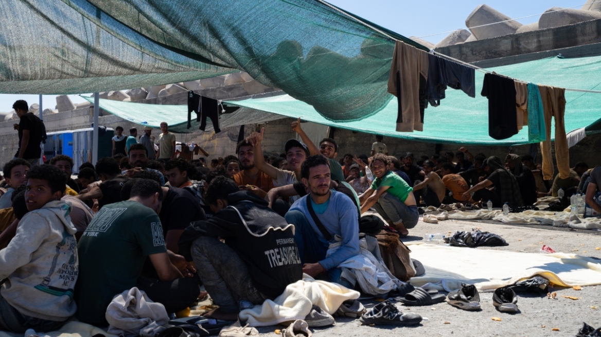 Ένωση Διοικητικών Δικαστών: Η τροπολογία για την τρίμηνη αναστολή χορήγησης ασύλου παραβιάζει θεμελιώδεις κανόνες