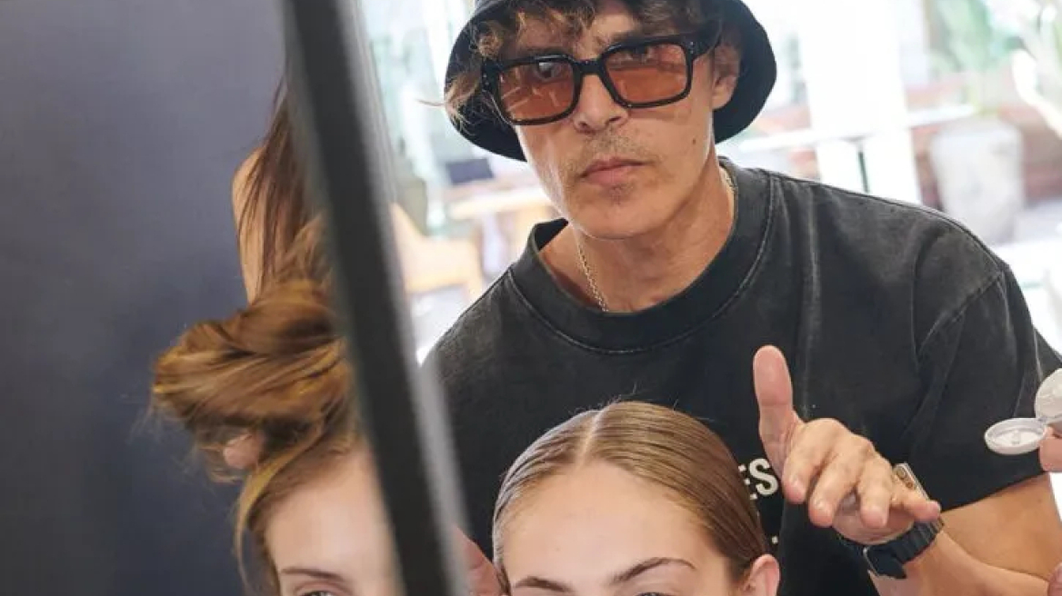 Γιατί κατεβαίνουμε στον Πειραιά για να περιποιηθούμε τα μαλλιά μας;