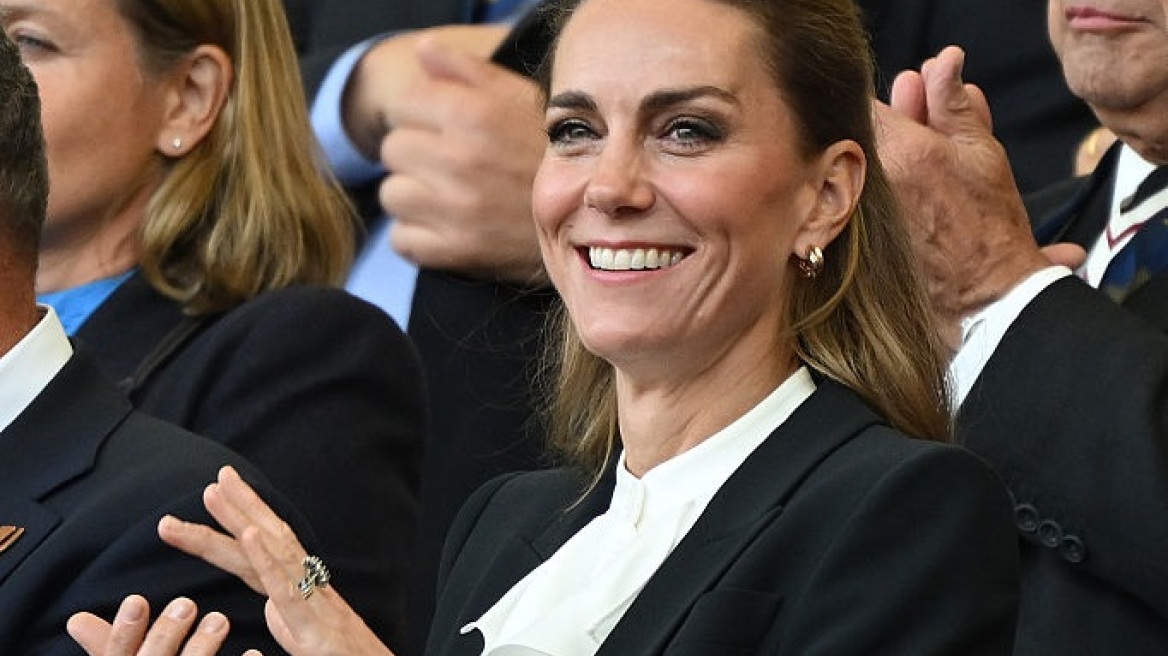 Kate Middleton: Επιστροφή στα καστανά μαλλιά
