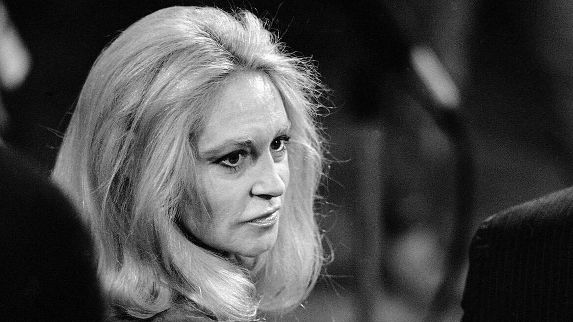 Πέθανε η Τζόαν Κένεντι - Ήταν σύζυγος του γερουσιαστή Τεντ Κένεντι