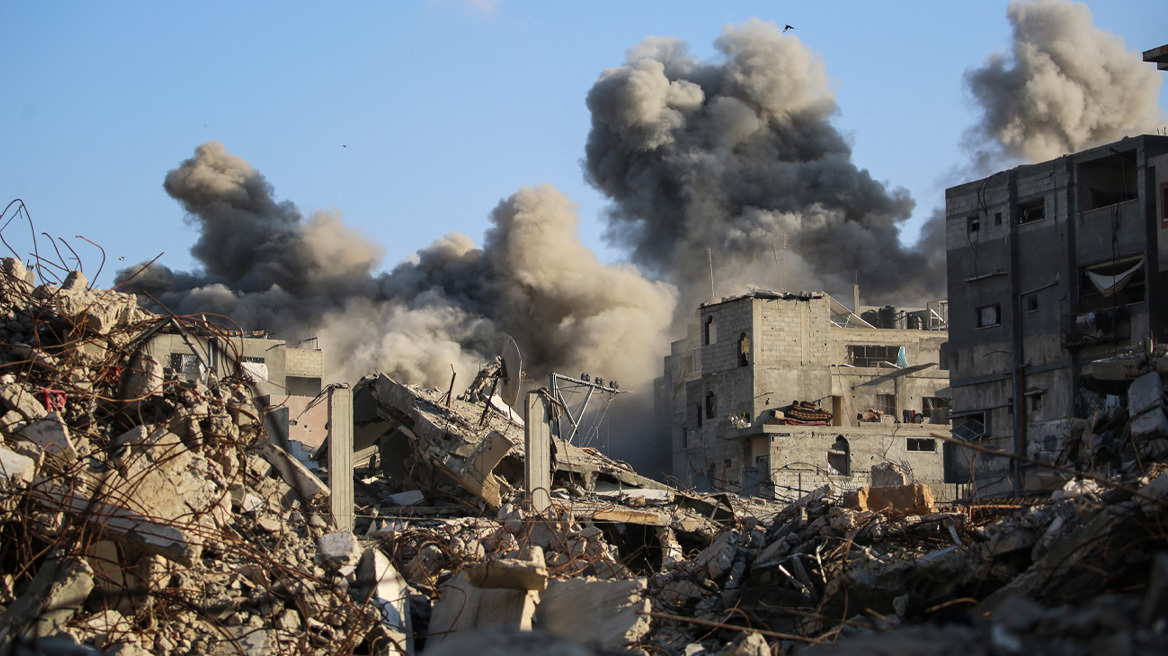 Αλληλοκατηγορίες Ισραήλ - Χαμάς για παραβίαση της εκεχειρίας: Έντεκα νεκροί από αεροπορικά πλήγματα στη Γάζα