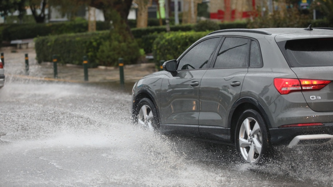 Οδηγίες της Πολιτικής Προστασίας ενόψει της επιδείνωσης του καιρού με βροχές και καταιγίδες