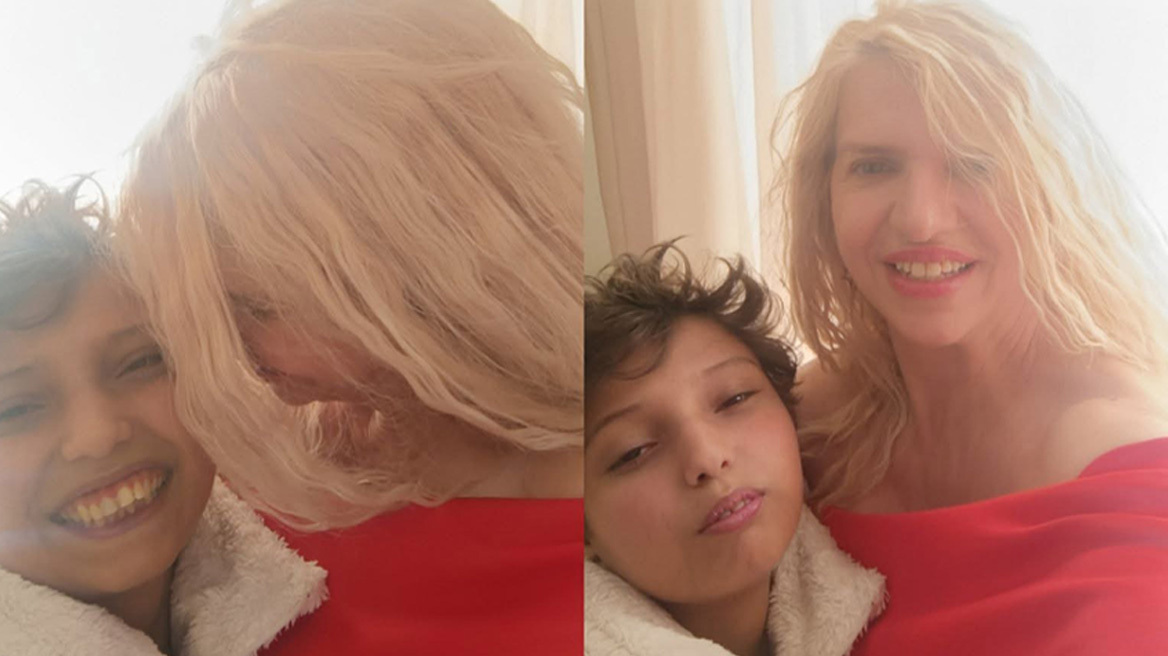 Συγκινεί η μητέρα του Μάριου μέσα από την εντατική: Η Παναγία θα σου κάνει το τέλειο δώρο μιας νέας ζωής