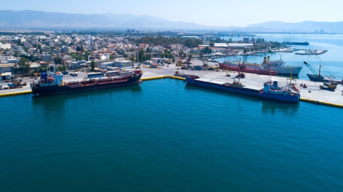 Λιμάνι Ελευσίνας: Στο α’ τρίμηνο ο διαγωνισμός για το νέο ιδιωτικό λιμάνι–bypass του Πειραιά