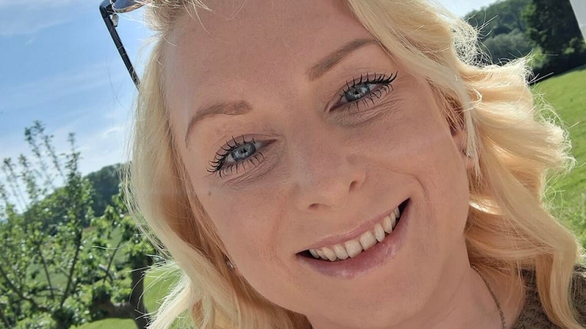 Η ιστορία μιας Βρετανίδας που πάλευε με τον εθισμό στο αλκοόλ, οι συχνές επισκέψεις στο νοσοκομείο και το Dry January