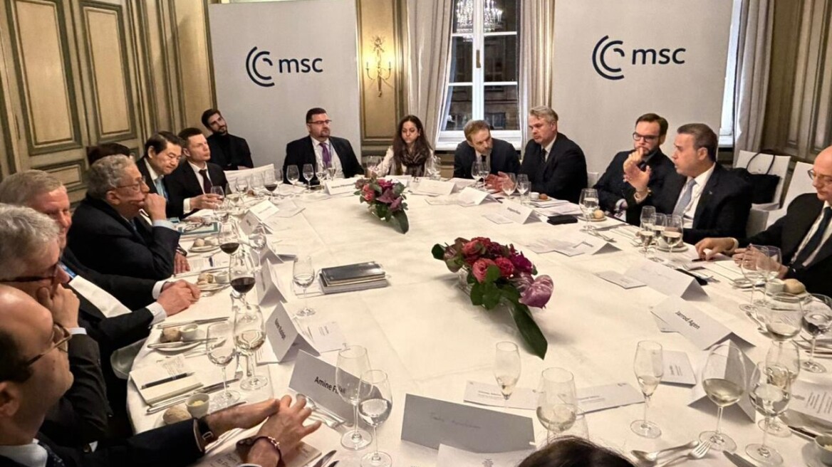 Παπασταύρου από Μόναχο: Η Ευρώπη να επενδύσει στην ενεργειακή της ασφάλεια