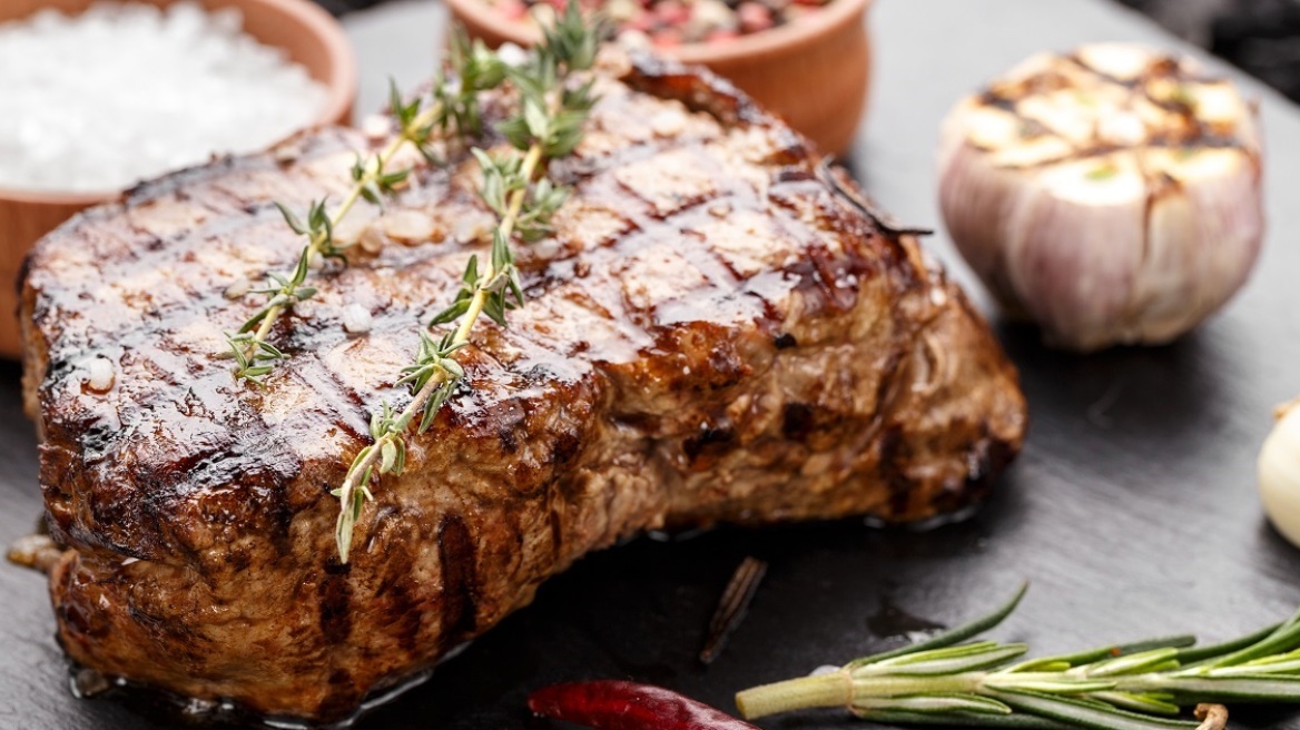 Μοσχαρίσιο κρέας στην Ελλάδα: Τι ισχύει σήμερα με την παραγωγή, τις εισαγωγές, την κατανάλωση
