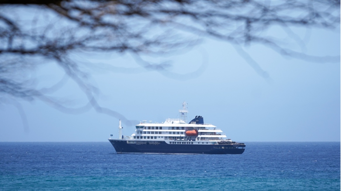 Στα Κανάρια Νησιά θα καταπλεύσει το κρουαζιερόπλοιο με τους τρεις νεκρούς από χανταϊό