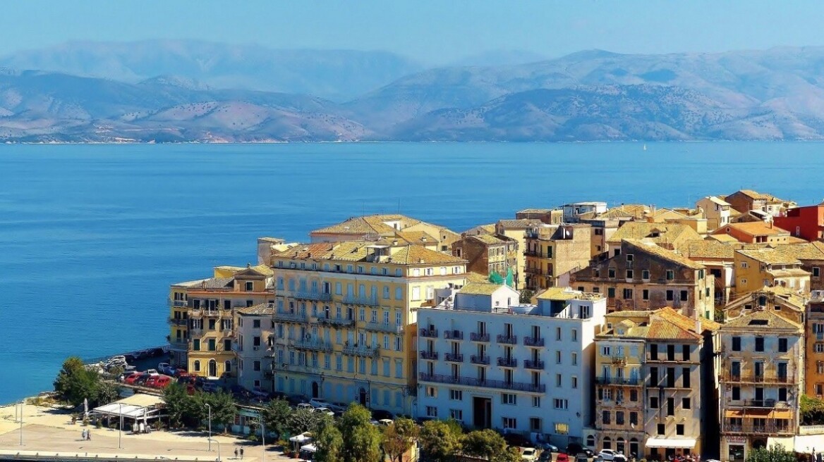 Αντιδρούν οι θεσμικοί τουριστικοί φορείς για το ειδικό χωροταξικό του τουρισμού