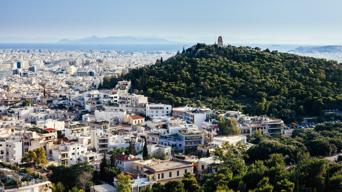 Από τη Δευτέρα οι αιτήσεις για το «Αλλάζω Θερμοσίφωνα» - Ανοίγει στη 1 το μεσημέρι το «Εξοικονομώ 2025»