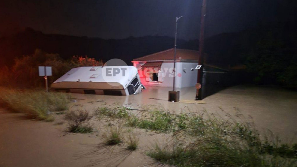 Κακοκαιρία Byron: Κινδύνευσαν τουρίστες και κάτοικοι από υπερχείλιση ποταμού στη Φοινικούντα
