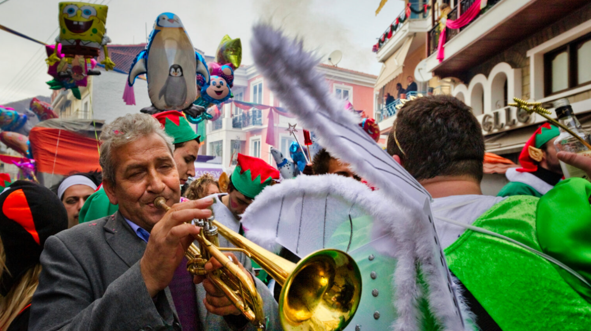 Τα «Ραγκουτσάρια» κρατούν κλειστά τα σχολεία στην Καστοριά