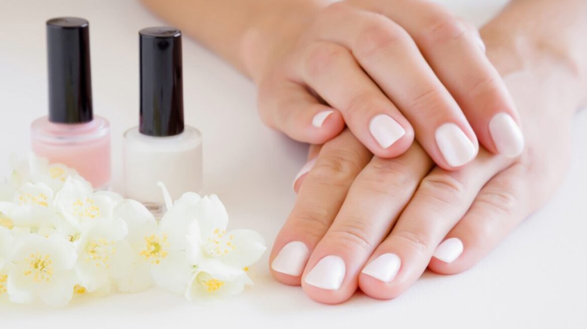 Μανικιούρ-πεντικιούρ: Πώς θα το πετύχεις άψογα στο σπίτι