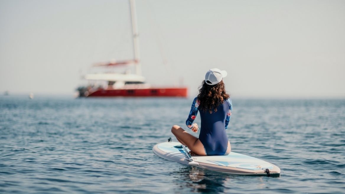 What’s SUP: Όσα πρέπει να ξέρετε πριν δοκιμάσεις το πιο fun θαλάσσιο σπορ