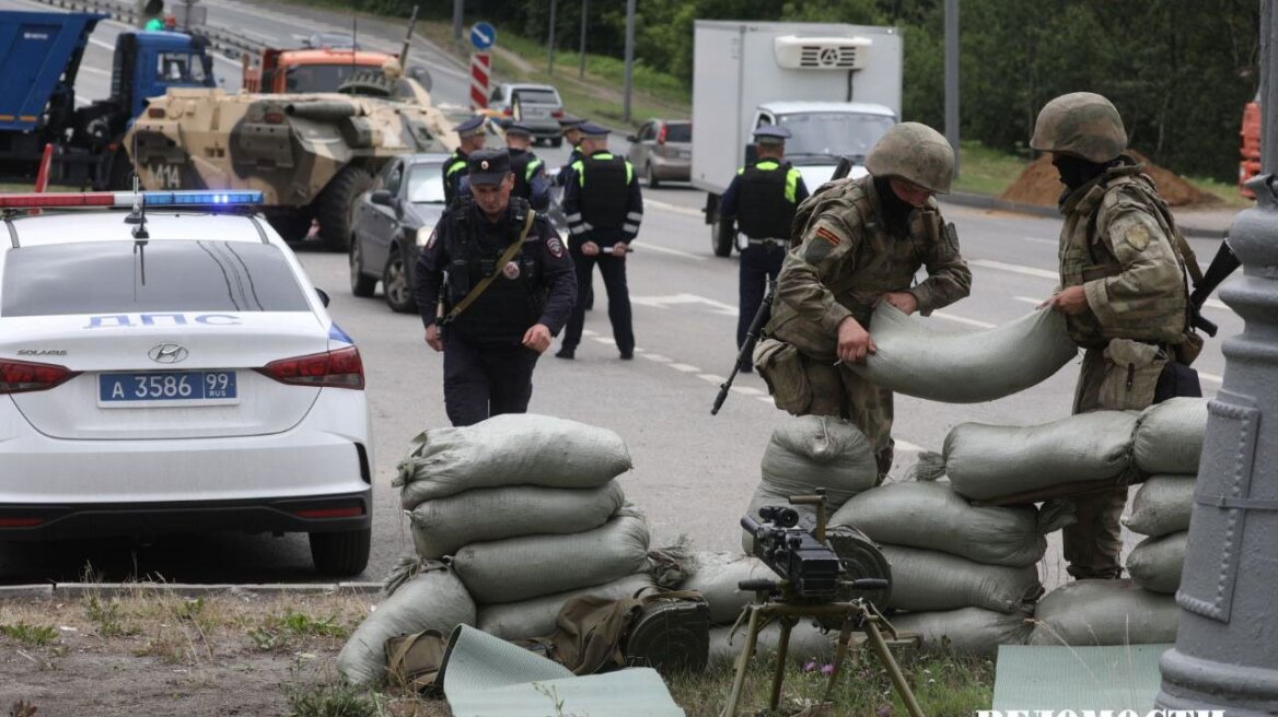 Εμφύλιος Wagner - Πούτιν:  Απαγορεύτηκαν οι μαζικές εκδηλώσεις - Στο Κρεμλίνο παραμένει ο Πούτιν