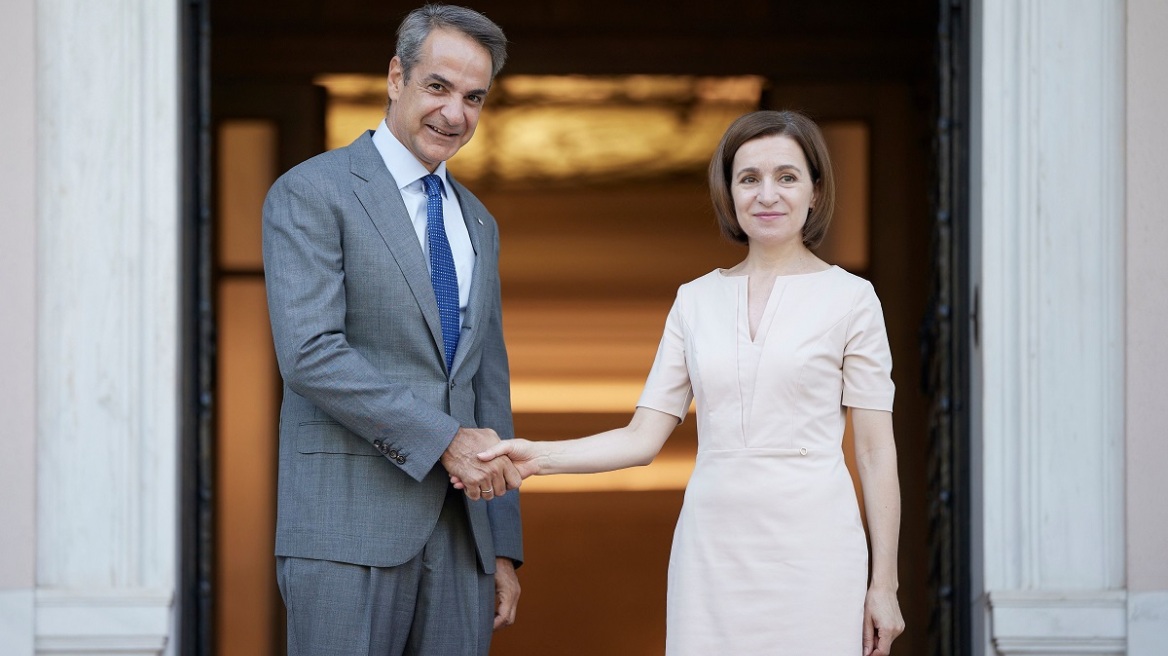 Μητσοτάκης: Συναντήθηκε με την πρόεδρο της Μολδαβίας - Στο τραπέζι η πρόθεση για άνοιγμα ελληνικής πρεσβείας στο Κισινάου