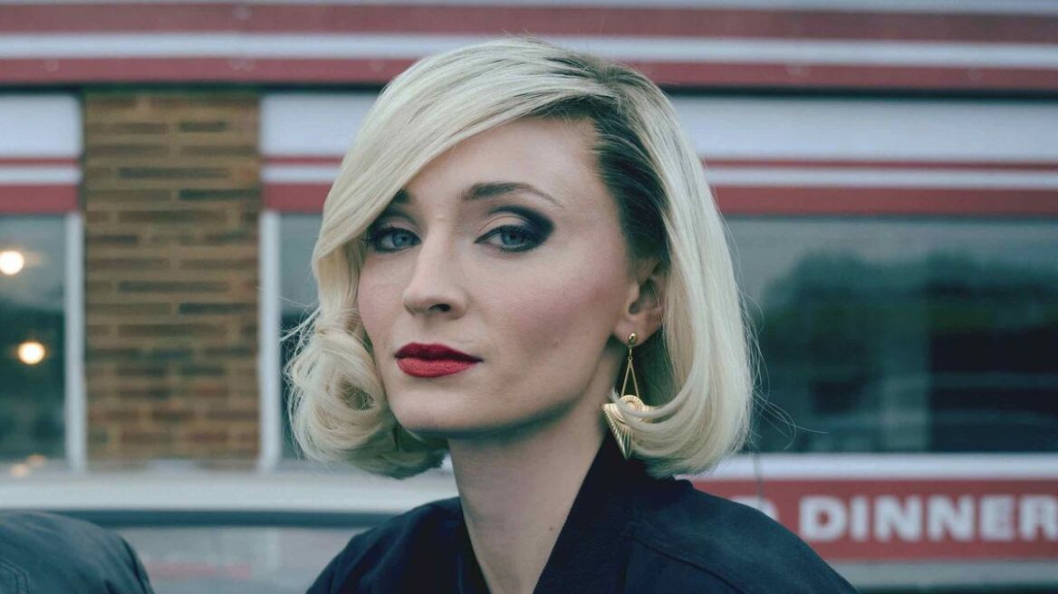 Sophie Turner: Η νέα τηλεοπτική σειρά της δεν θυμίζει σε τίποτα το Game of Thrones 