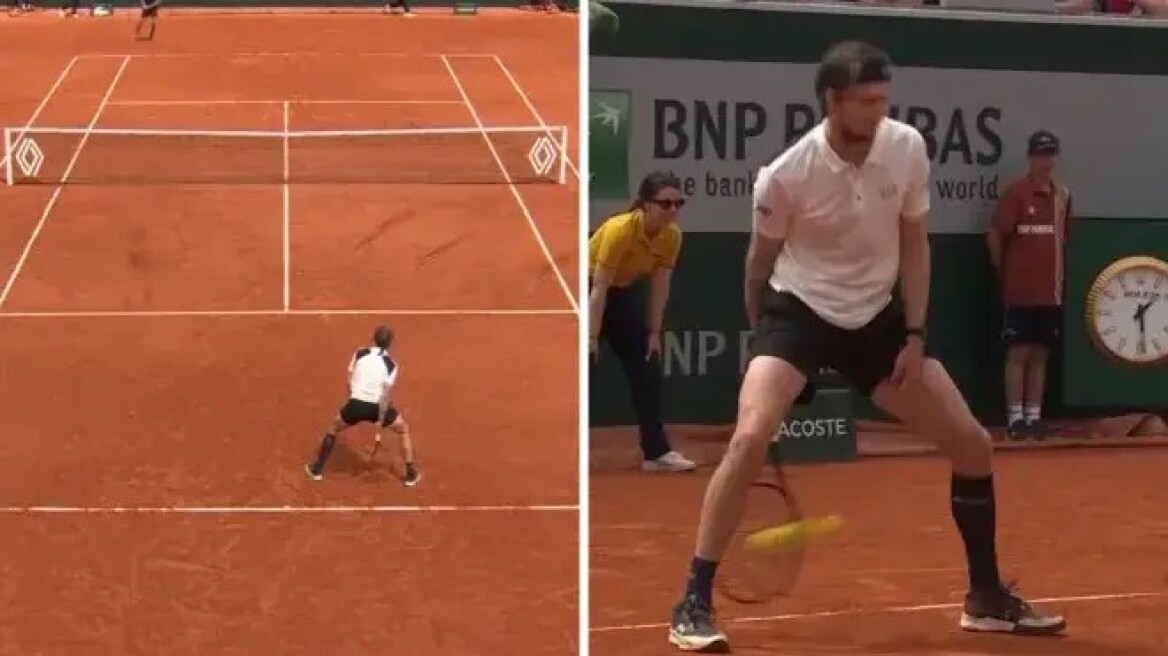 Επική ανατροπή και μαγεία από τον Μπούμπλικ: Ο απίθανος πόντος που τρέλανε το Roland Garros - Βίντεο
