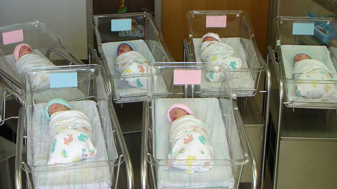 Έφοδος του ΣΔΟΕ στο ληξιαρχείο Αθηνών 