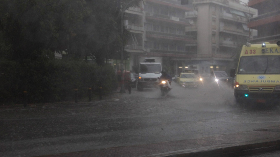 Εκτακτο δελτίο της ΕΜΥ: Ερχονται καταιγίδες από σήμερα