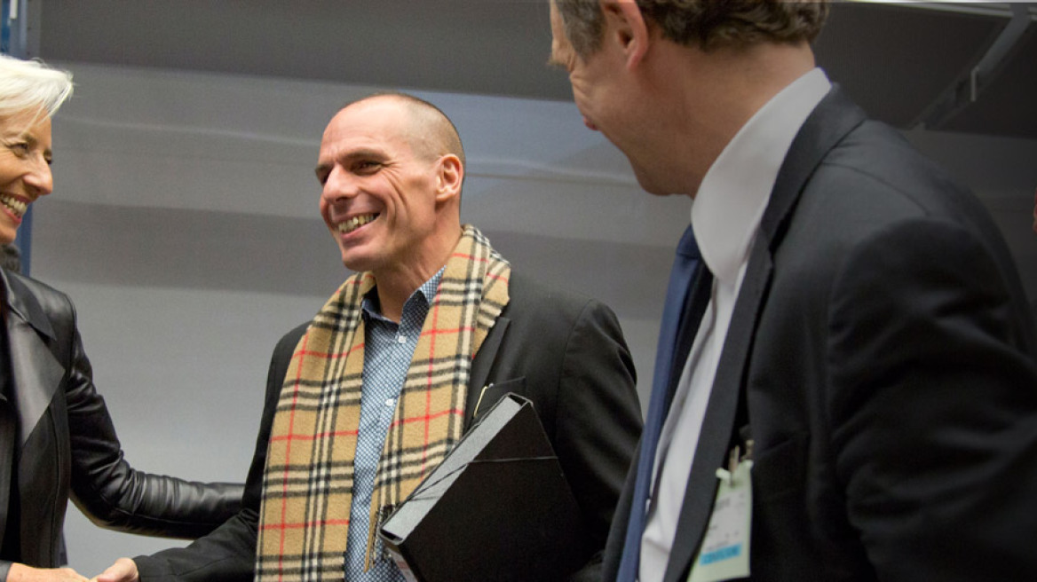 «Ψήγματα» σύγκλισης, αλλά όχι συμφωνία εν όψει του Eurogroup της Δευτέρας