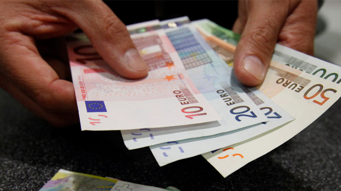 Νέα ρύθμιση με φορο-εκπτώσεις για να έρθουν πίσω τα λεφτά ετοιμάζει η κυβέρνηση