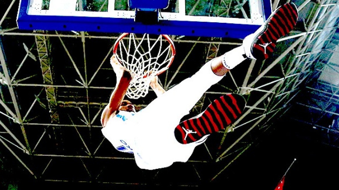 Απολαυστικός Αντετοκούνμπο! (video)