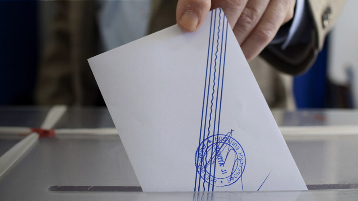 Ολες οι δημοσκοπήσεις δείχνουν το απόλυτο ντέρμπι