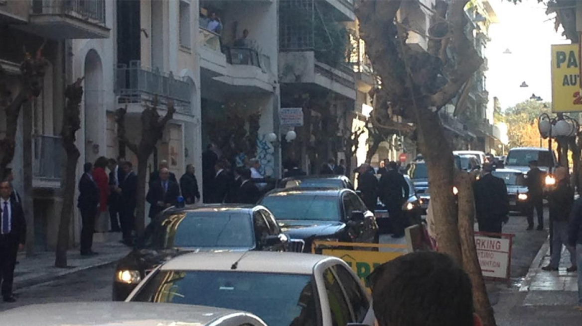 Το κέντρο μεταναστευτικής πολιτικής «Μέλισσα» επισκέφθηκε ο Τζον Κέρι