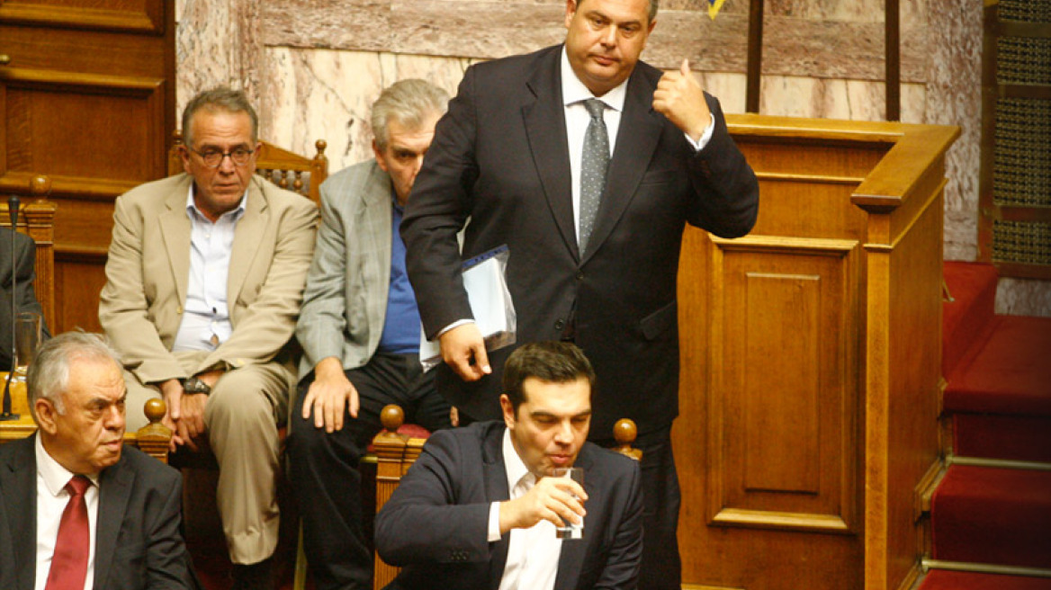 Ικανοποίηση στο Μαξίμου για την «στροφή» Καμμένου στο θέμα Μουζάλα